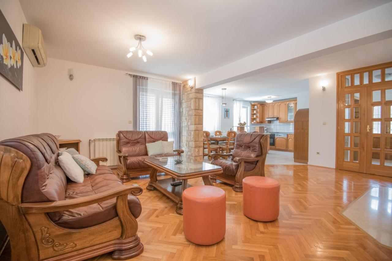 Grubine Villa Glorija מראה חיצוני תמונה