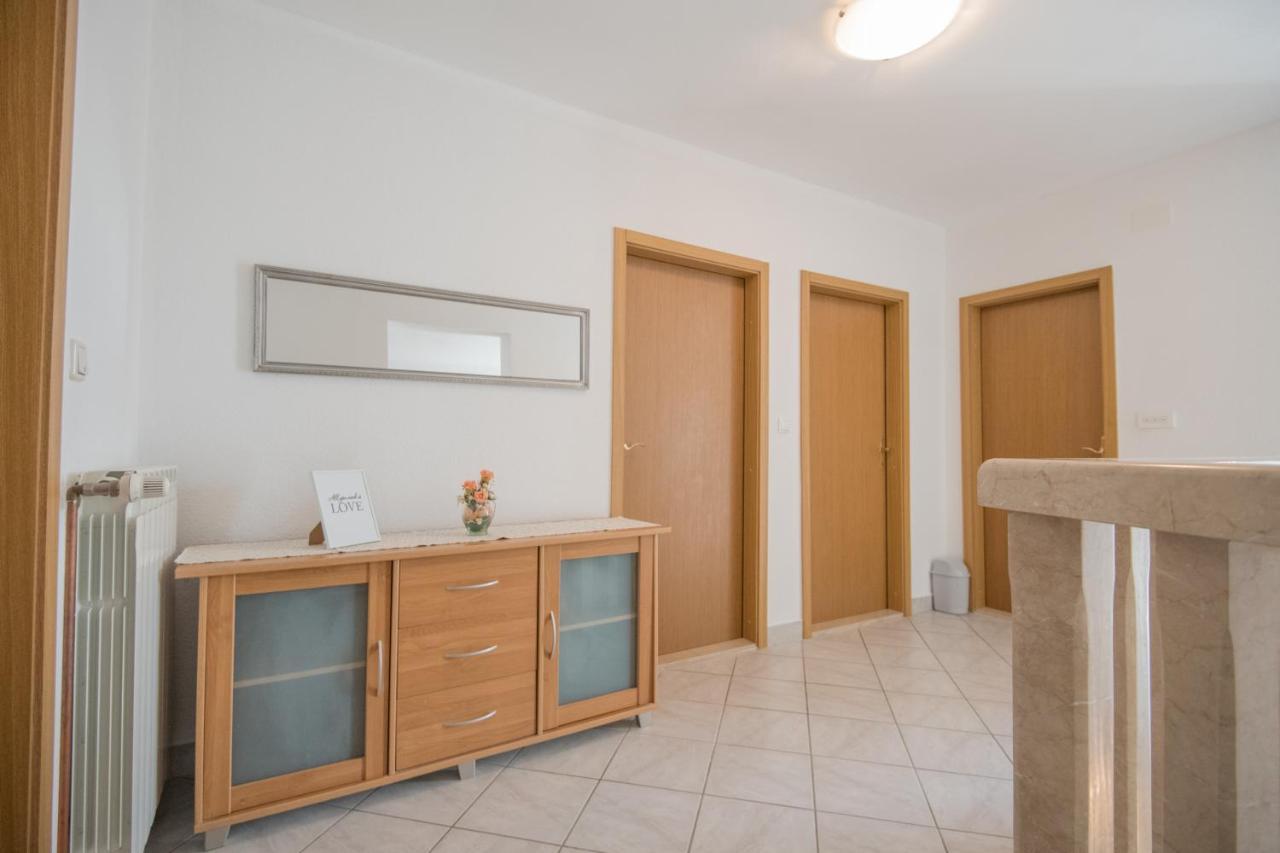 Grubine Villa Glorija מראה חיצוני תמונה